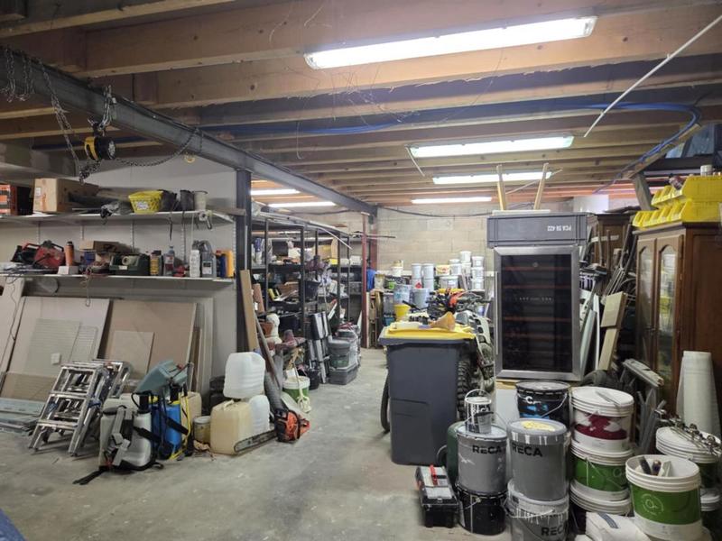 Maison - 305 m² - 9 pièces