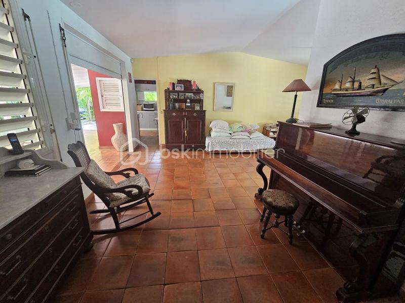 Maison - 226 m² - 4 pièces