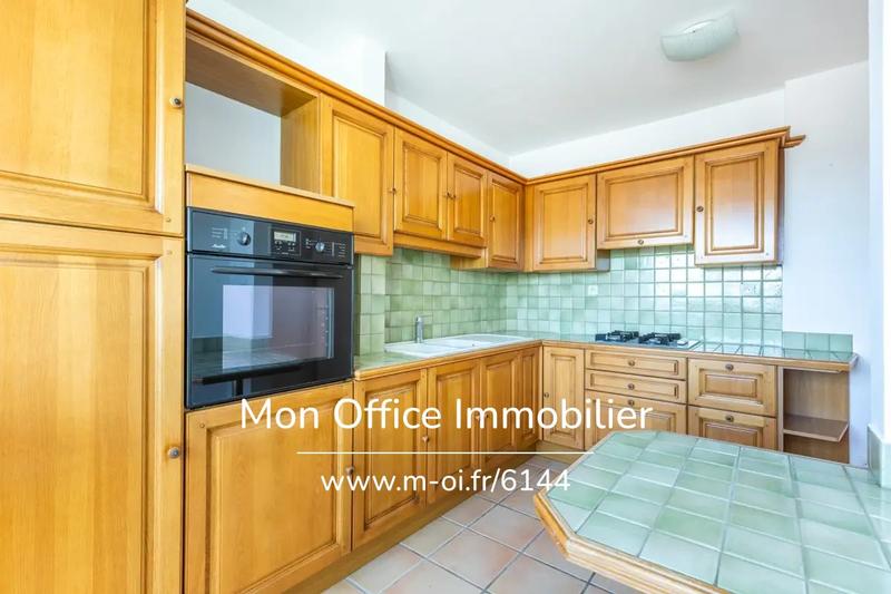 Appartement - 80 m² - 4 pièces