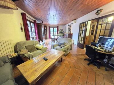 Pavillon - 261 m² - 10 pièces