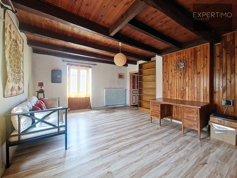 Maison - 94 m² - 4 pièces