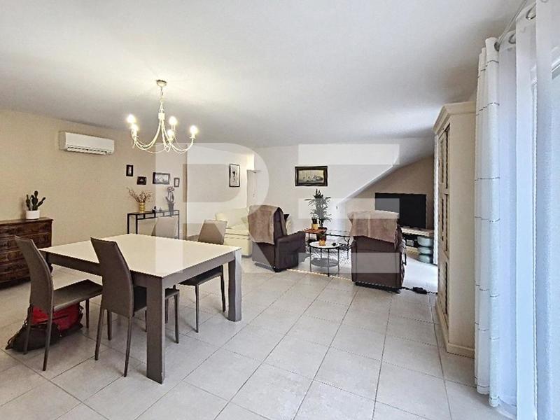 Maison - 160 m² - 7 pièces