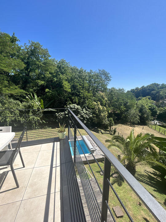 Villa - 160 m² - 5 pièces