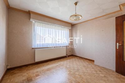 Maison - 251 m² - 10 pièces