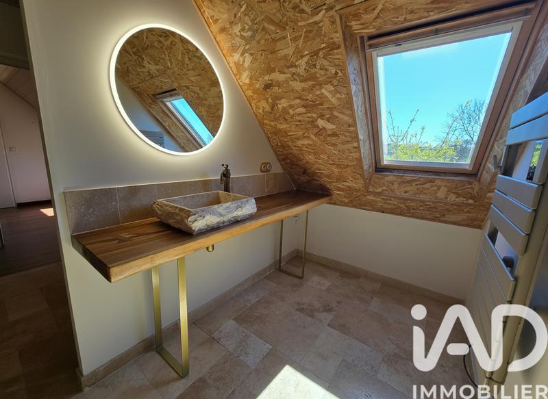 Maison - 214 m² - 6 pièces