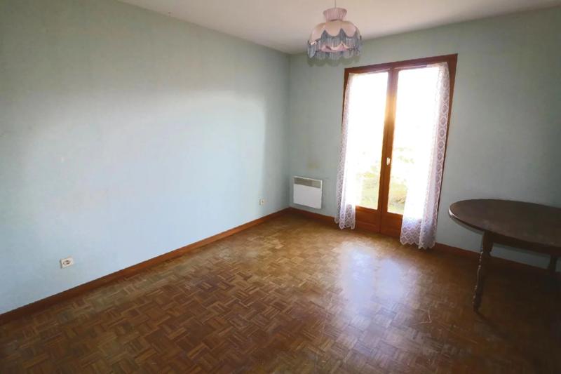 Maison - 206 m² - 7 pièces