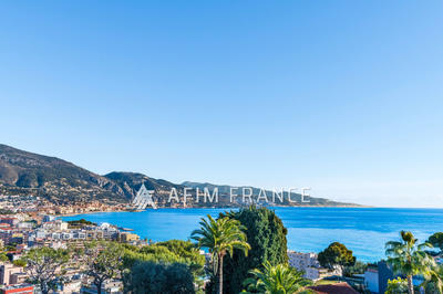 Appartement - 92 m² - 4 pièces