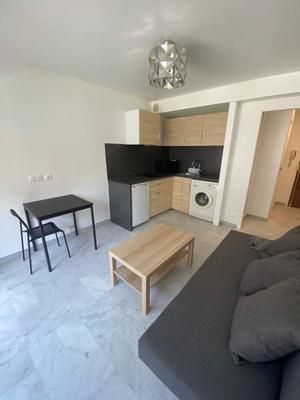 Studio - 18 m² - 1 pièce