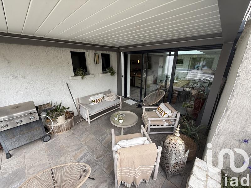 Maison - 208 m² - 6 pièces