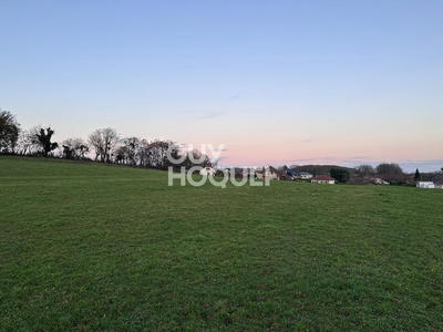 Terrain - 12 587 m²