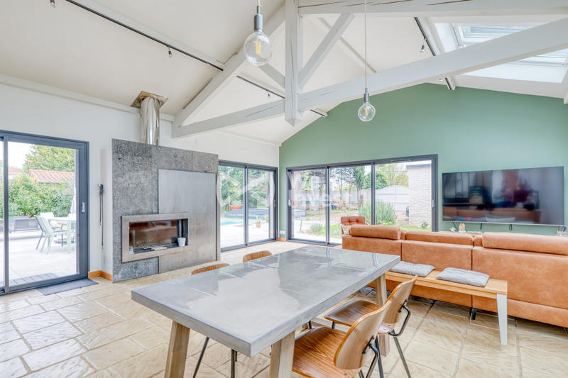 Maison - 182 m² - 5 pièces