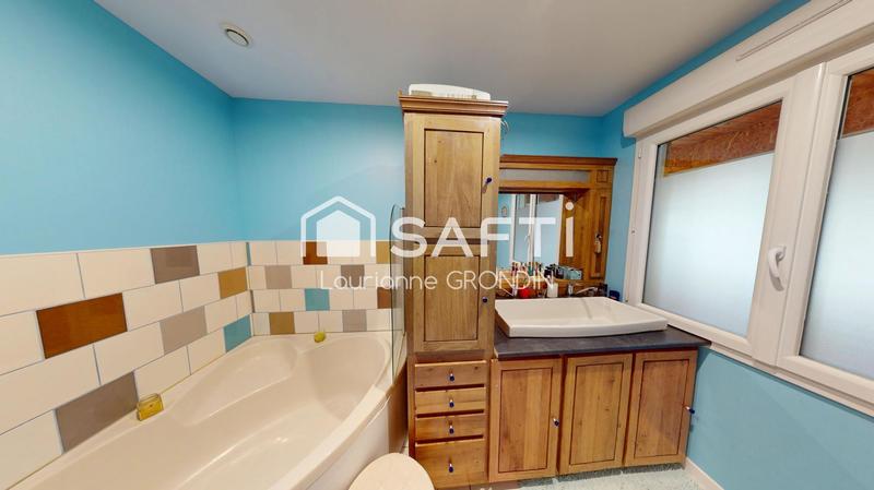 Maison - 205 m² - 5 pièces