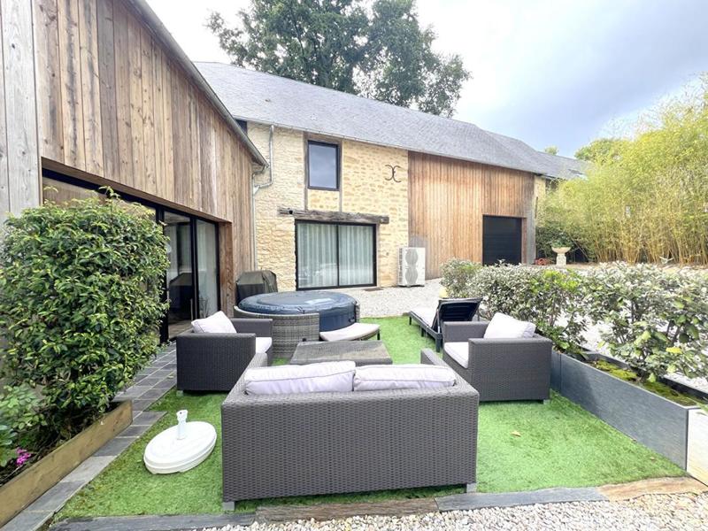 Maison - 184 m² - 5 pièces