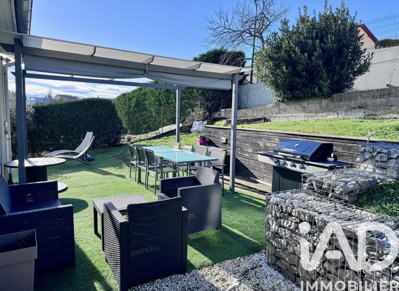 Maison - 110 m² - 5 pièces