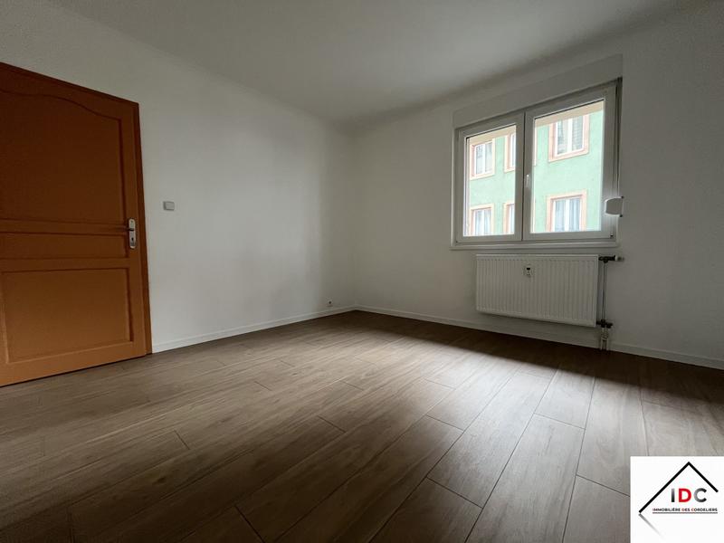 Appartement - 84 m² - 4 pièces