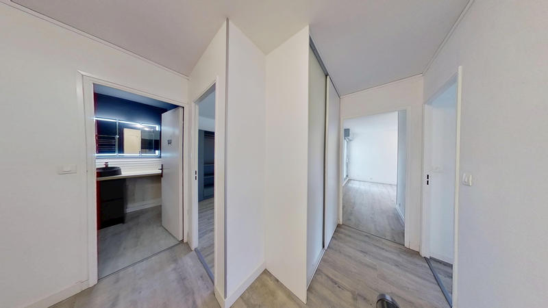 Appartement - 67 m² - 3 pièces