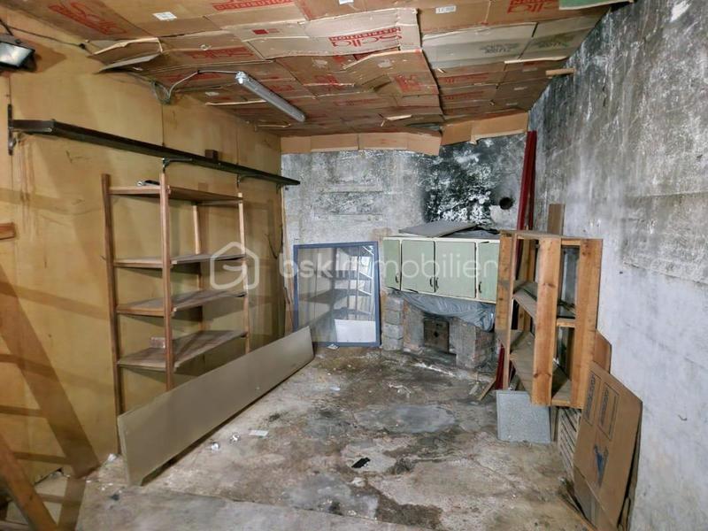 Maison - 213 m² - 5 pièces