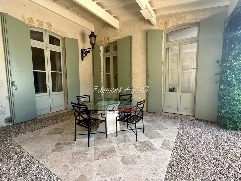 Maison de village - 430 m² - 12 pièces