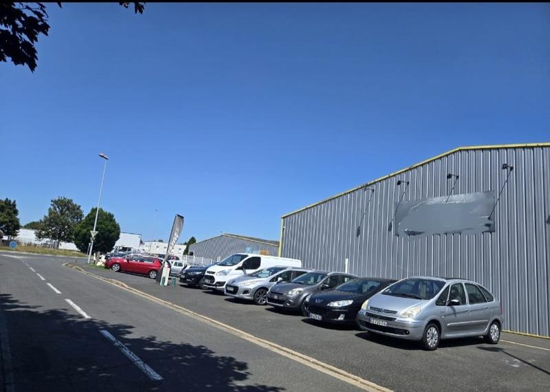 Local commercial - 330 m² - 3 pièces