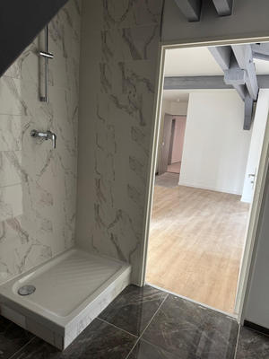 Appartement - 90 m² - 3 pièces