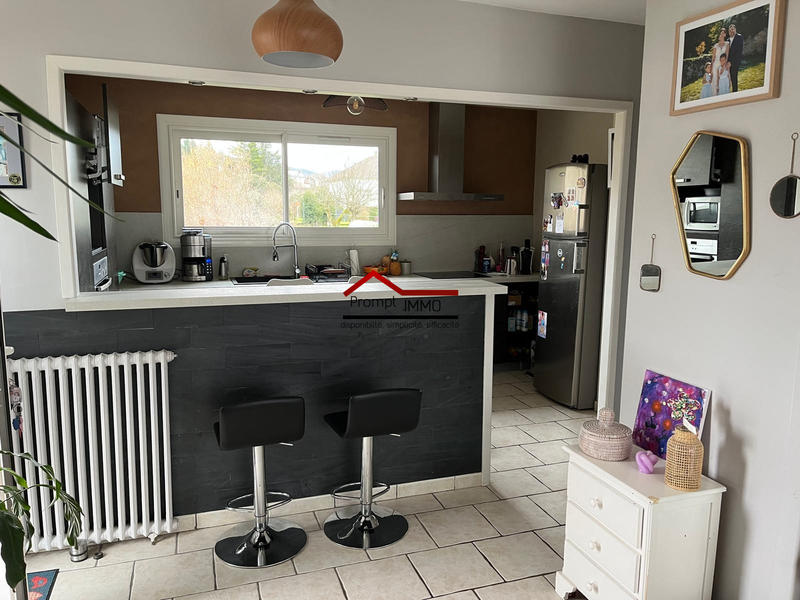 Maison - 128 m² - 8 pièces