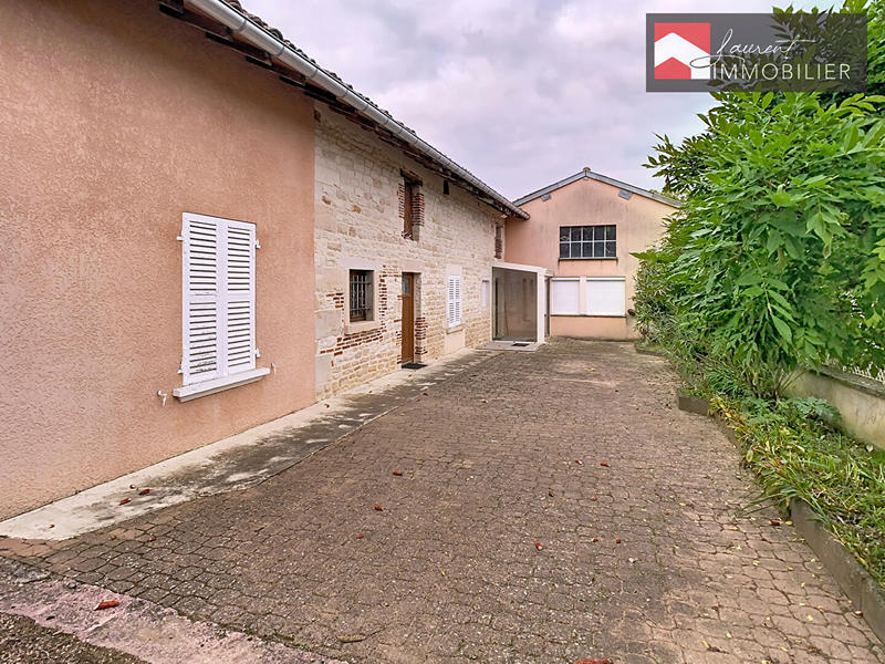 Maison - 140 m² - 5 pièces