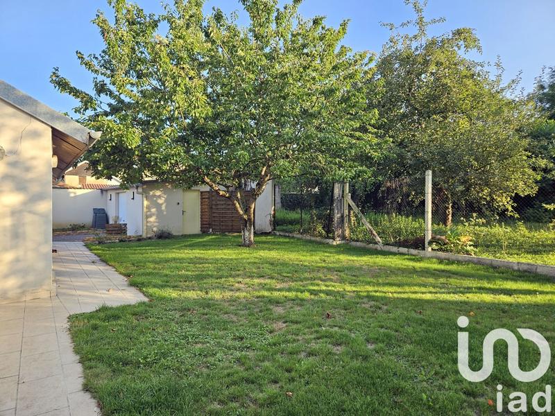 Maison - 238 m² - 7 pièces