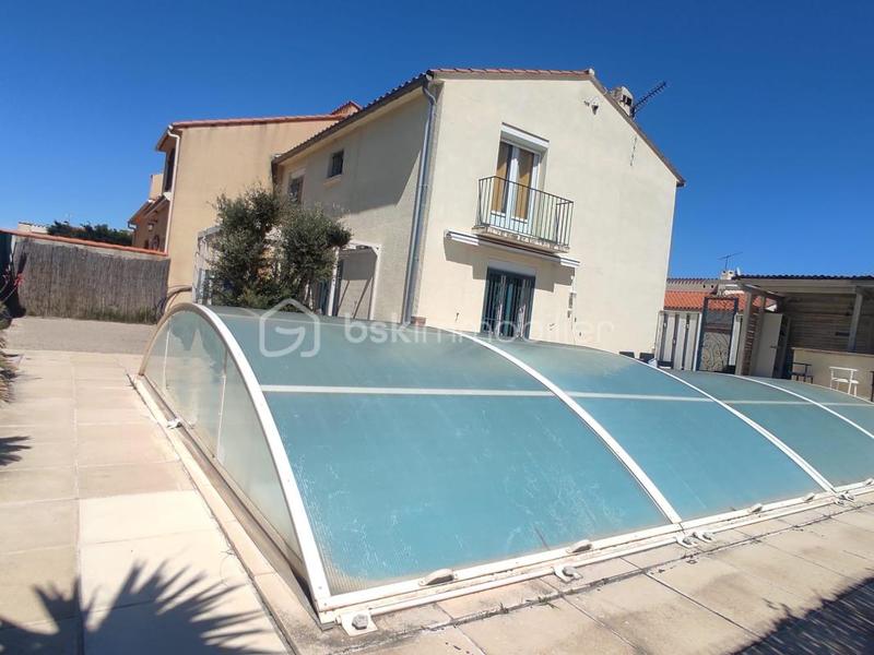 Villa - 100 m² - 5 pièces