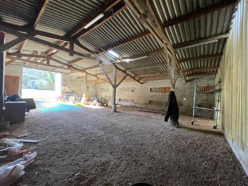 Local commercial - 240 m² - 1 pièce