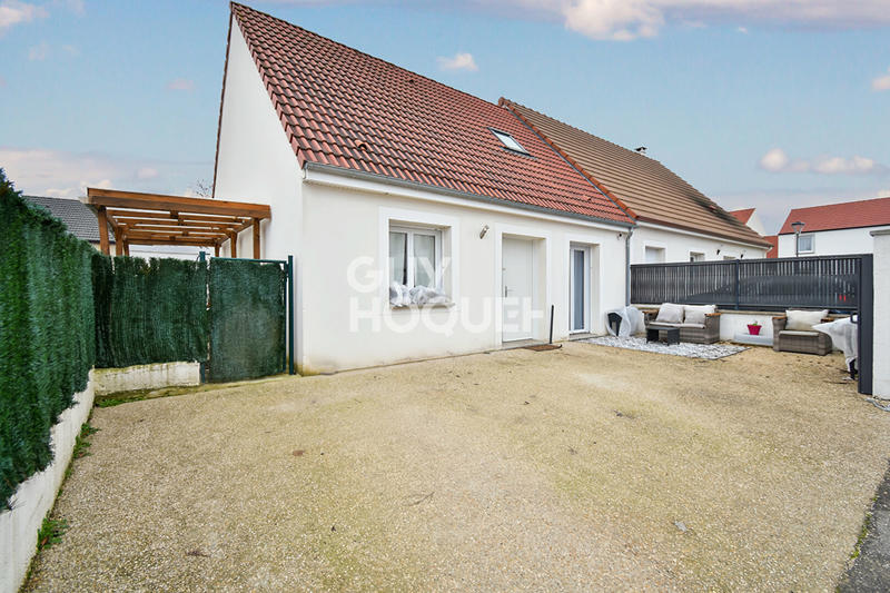 Maison - 96 m² - 4 pièces