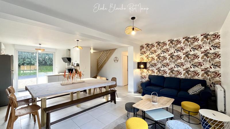 Maison - 111 m² - 6 pièces