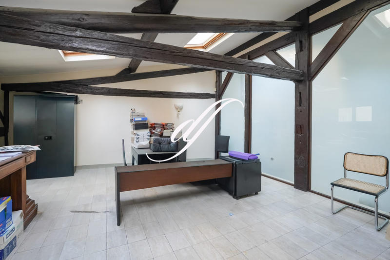 Local commercial - 330 m²