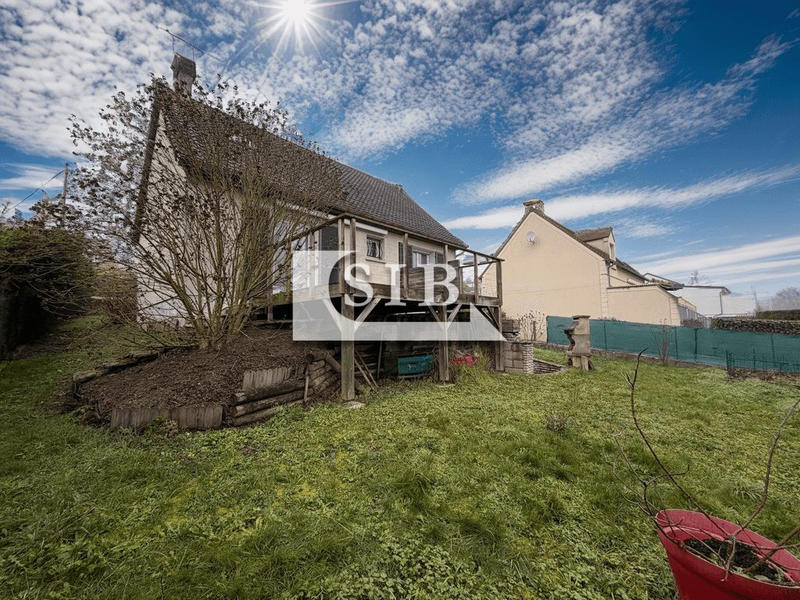 Maison - 99 m² - 5 pièces