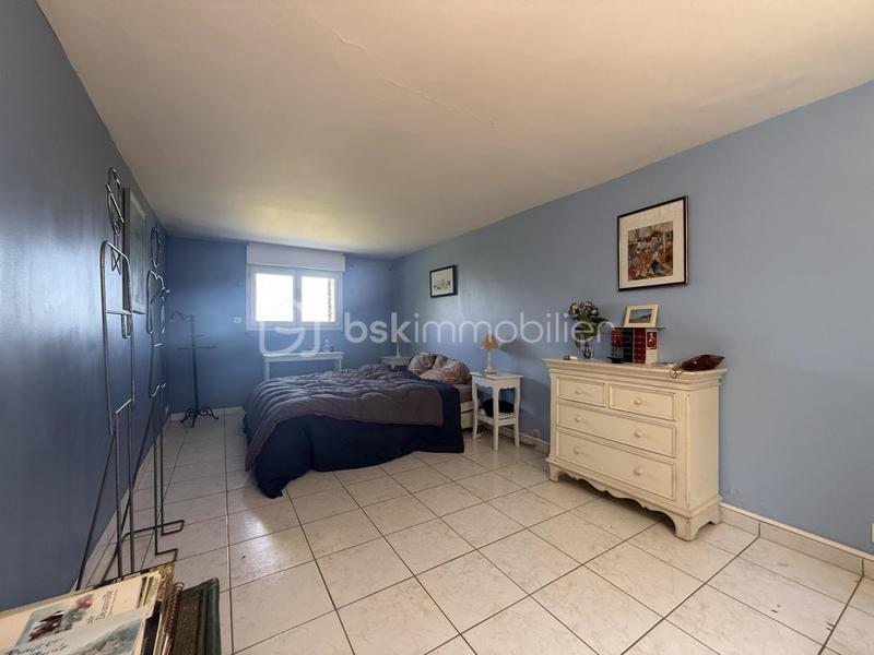 Propriété - 340 m² - 9 pièces