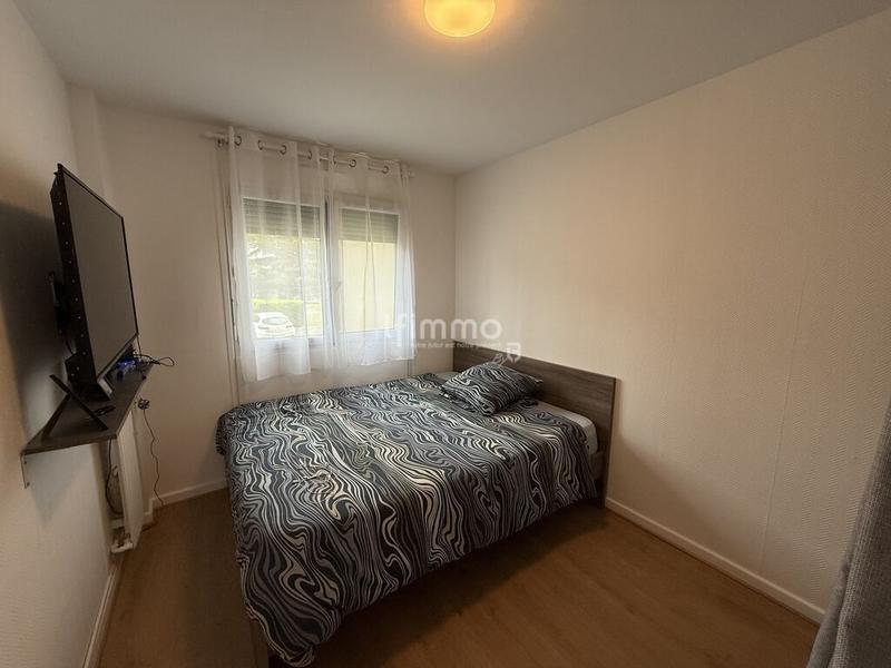 Appartement - 96 m² - 5 pièces