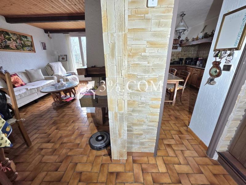 Maison - 98 m² - 4 pièces