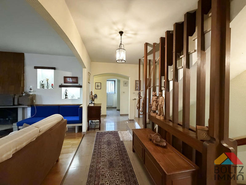 Maison - 186 m² - 6 pièces