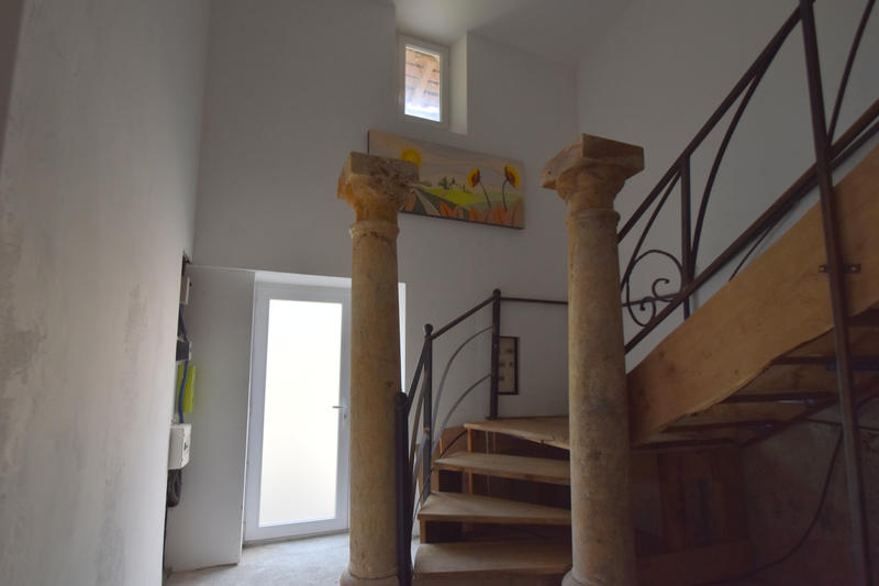 Maison - 220 m² - 5 pièces