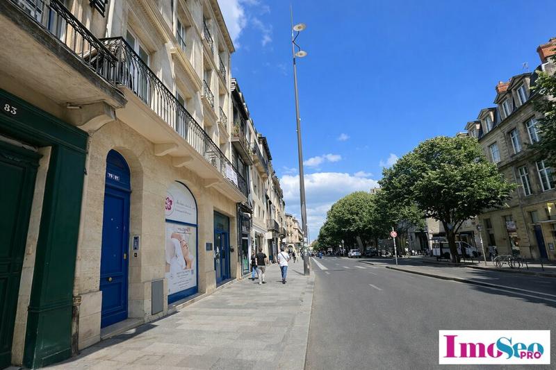 Local d'activité / Entrepôt - 521 m²