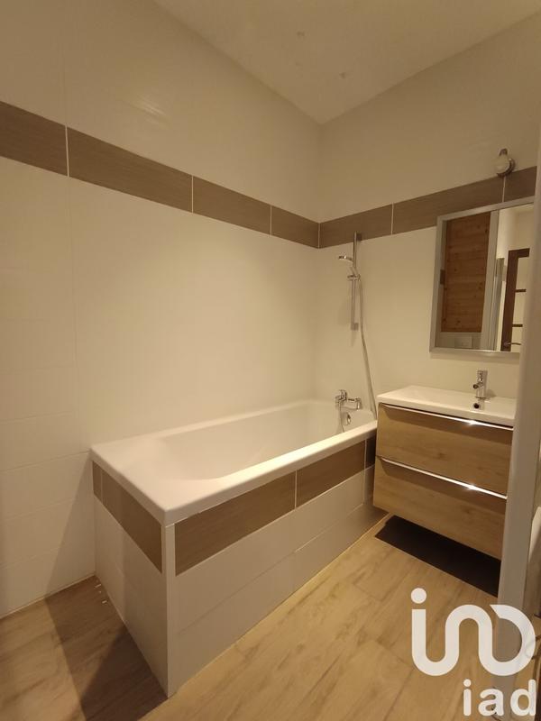 Maison - 400 m² - 5 pièces