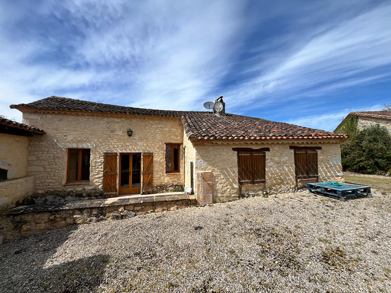 Maison - 430 m² - 18 pièces