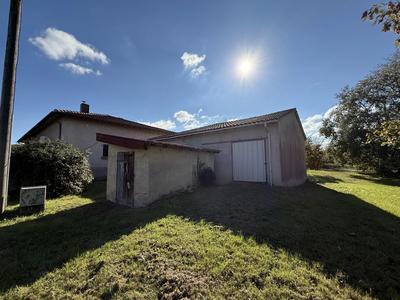 Maison - 92 m² - 4 pièces