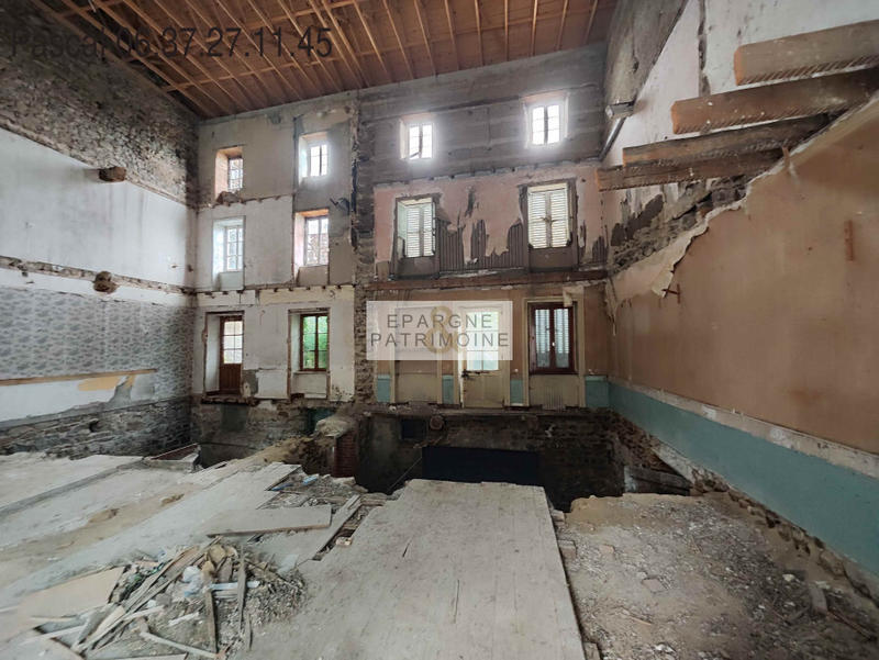 Immeuble - 300 m² - 1 pièce