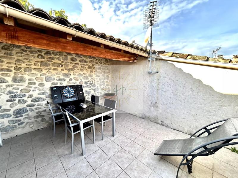 Maison - 88 m² - 3 pièces