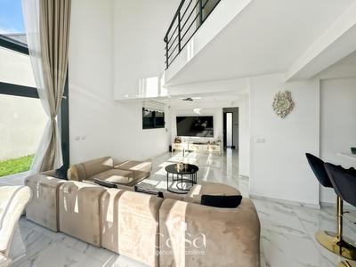 Maison contemporaine - 125 m² - 6 pièces