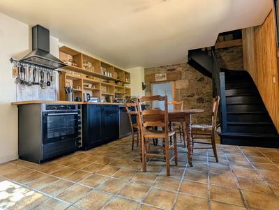 Maison ancienne - 180 m² - 5 pièces