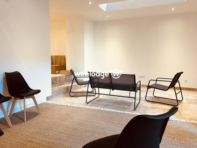 Appartement - 105 m² - 4 pièces