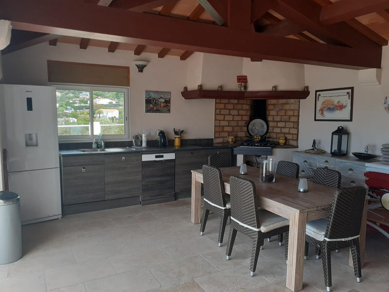 Maison - 125 m² - 8 pièces