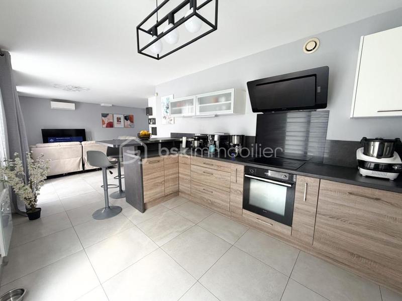 Maison - 120 m² - 6 pièces