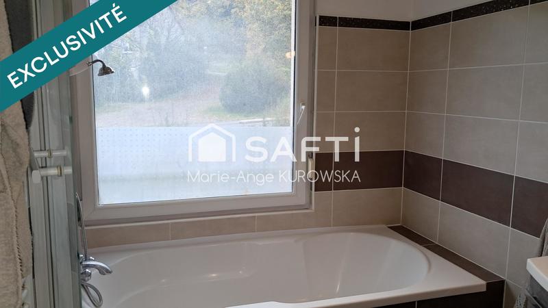 Appartement - 92 m² - 5 pièces